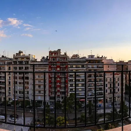 Cupola Apartment *